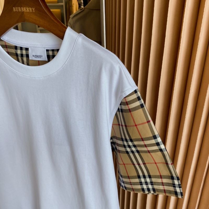 Burberry T-Shirts